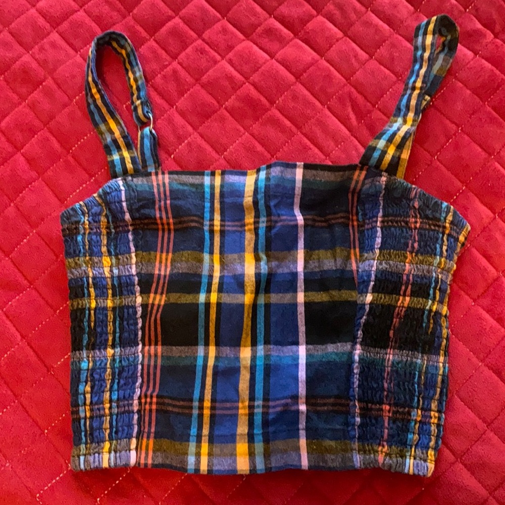 Crop top